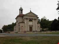 Borgo Cornalese: la chiesa.